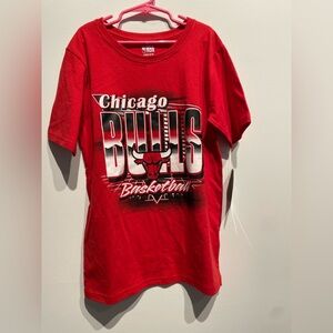 NBA Kids Red Chicago Bulls Basketball Tee size Large 12/14 NWT
